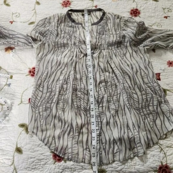 Anthropologie Fei Silk Sheer Blouse Size 4 Small - Picture 12 of 12